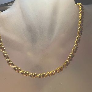 10k yellow gold necklace 16” length …weight 13.2gms..elegant chain for everyday.